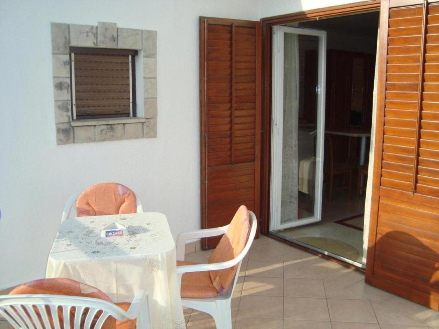 Apartment Marie Omisalj Ngoại thất bức ảnh